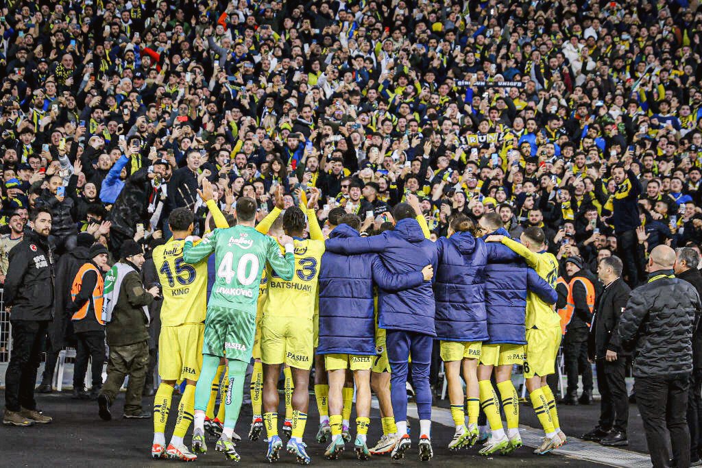 LEADER🥇<a href="/Fenerbahce/">Fenerbahçe SK</a>