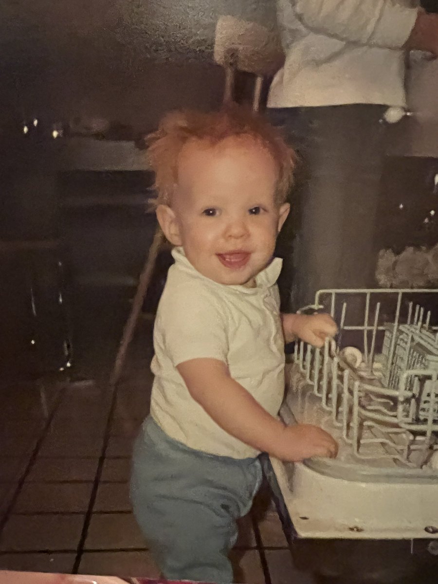 lisachuntz's tweet photo. Happy birthday to my baby daddy! @MerrillKizz https://t.co/W6p4wlTjpj
