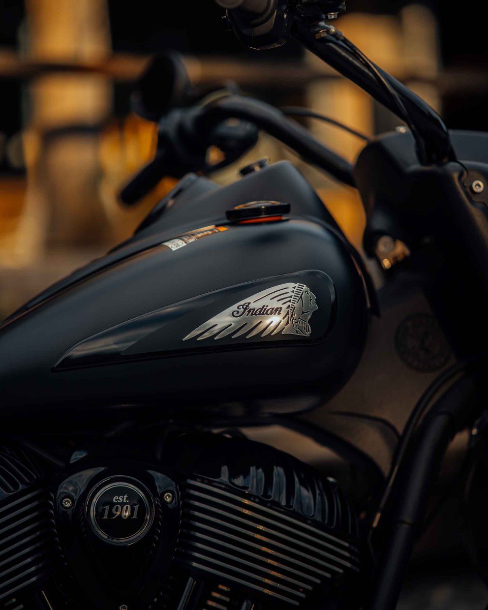 indianmotocycle's tweet photo. Fortune favors the bold. #SpringfieldDarkHorse

Photo by IG: Godiobel 
#indianmotorcycle https://t.co/fbacxNnNne