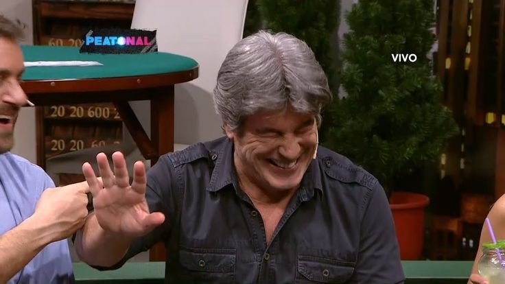 Hace unos días una compañera del laburo que tiene 20 años contaba que su novio tiene 31 (😳) y otro compañero le dice vos no tenes papá no?
