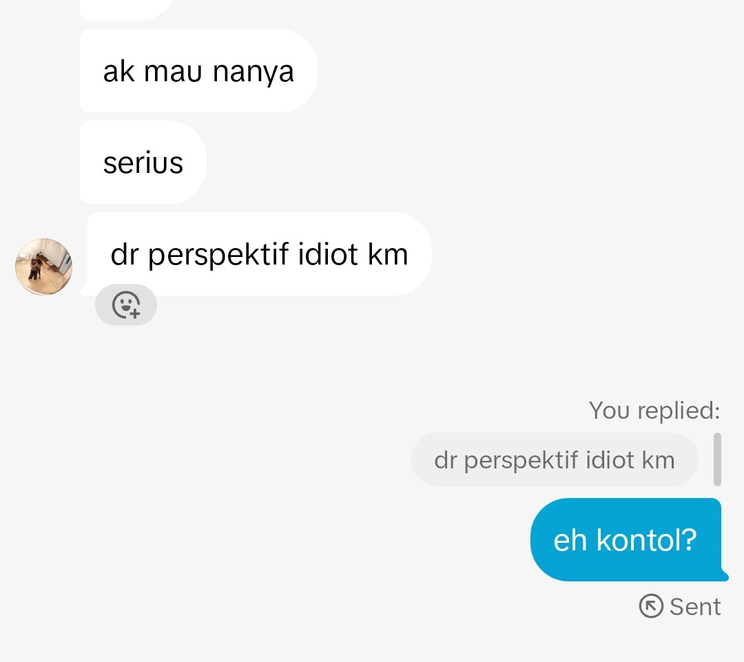 yelvyah's tweet photo. harus banget diperjelas???? https://t.co/dyPqK7BR71