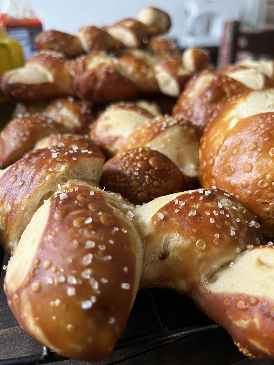 Mattiemakes's tweet photo. @therealweissman I made your pretzel recipe from your cookbook last week! 🥨🙌🏻 https://t.co/KTpLKdFeSp