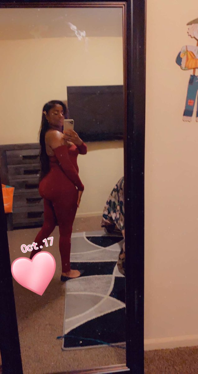 TajeeSymone's tweet photo. The logic behind calling somebody Fat and unattractive that you don’t even know is crazy work gango. I guess Twitter Math never fails with trolls, incels and people who can’t gag right. Hand your library card over because you NOT reading me baby now gone check out! https://t.co/Sfp5QN2rOj