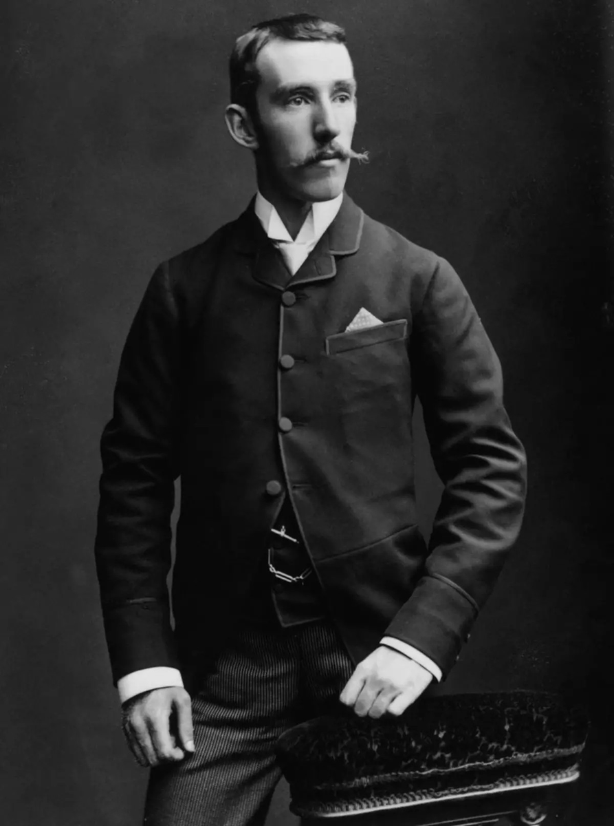 ABsay_ek's tweet photo. Random Cricket Stories from AB's Vault :

Hugh Trumble of Australia was the first ever bowler to take two hat-trick in Test matches...

In both games Australia wicketkeeper was  J.J. Kelly who born in same month & same year (10 may 1867) and in same city where Trumble born (12 May 1867)... almost same date!

Both of them made their first-class debut Vs England team traveling to Australia and both played their first Test Vs England at same ground (Lord's)...

They almost played the same number of Tests as well (32 and 36)

Both cricketers died on the ... this time not almost but exact same day, 14 August 1938, at the  same age of 71...

#CricketTwitter