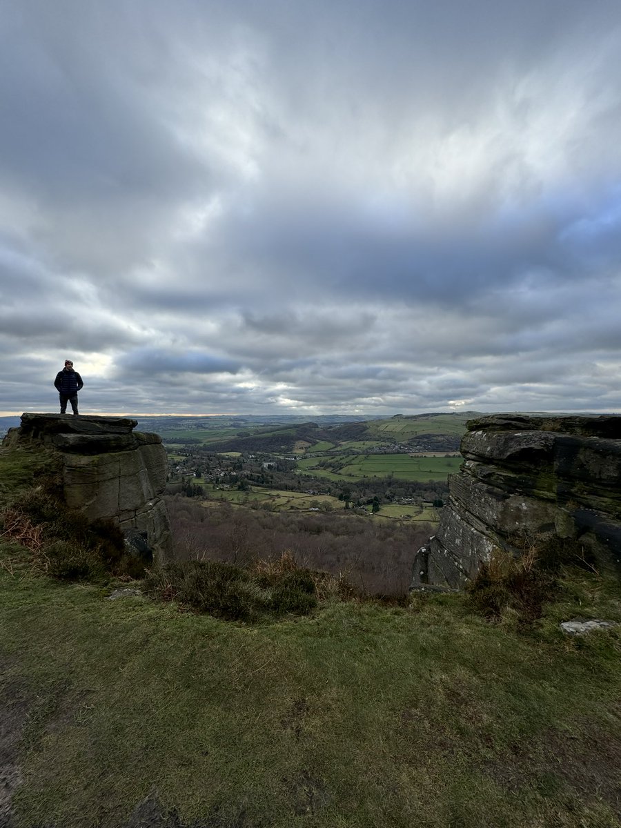 Miss Henery tweet media