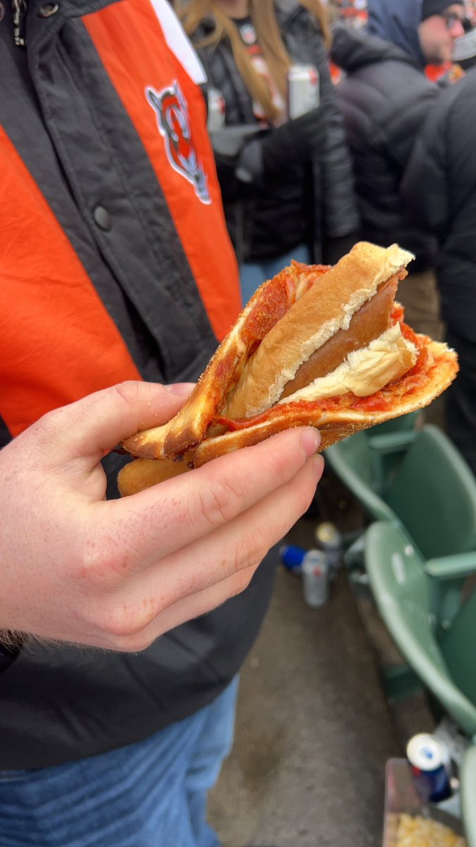 nick_moorman's tweet photo. @ReidMausRadio @etrain513 @CBoxSports @CBoxTrace @ThomBrennamanTV 
First to ever have a SkyRosa (SkyNatos at Paycor) at both stadiums? https://t.co/TzyNQ5ifI2