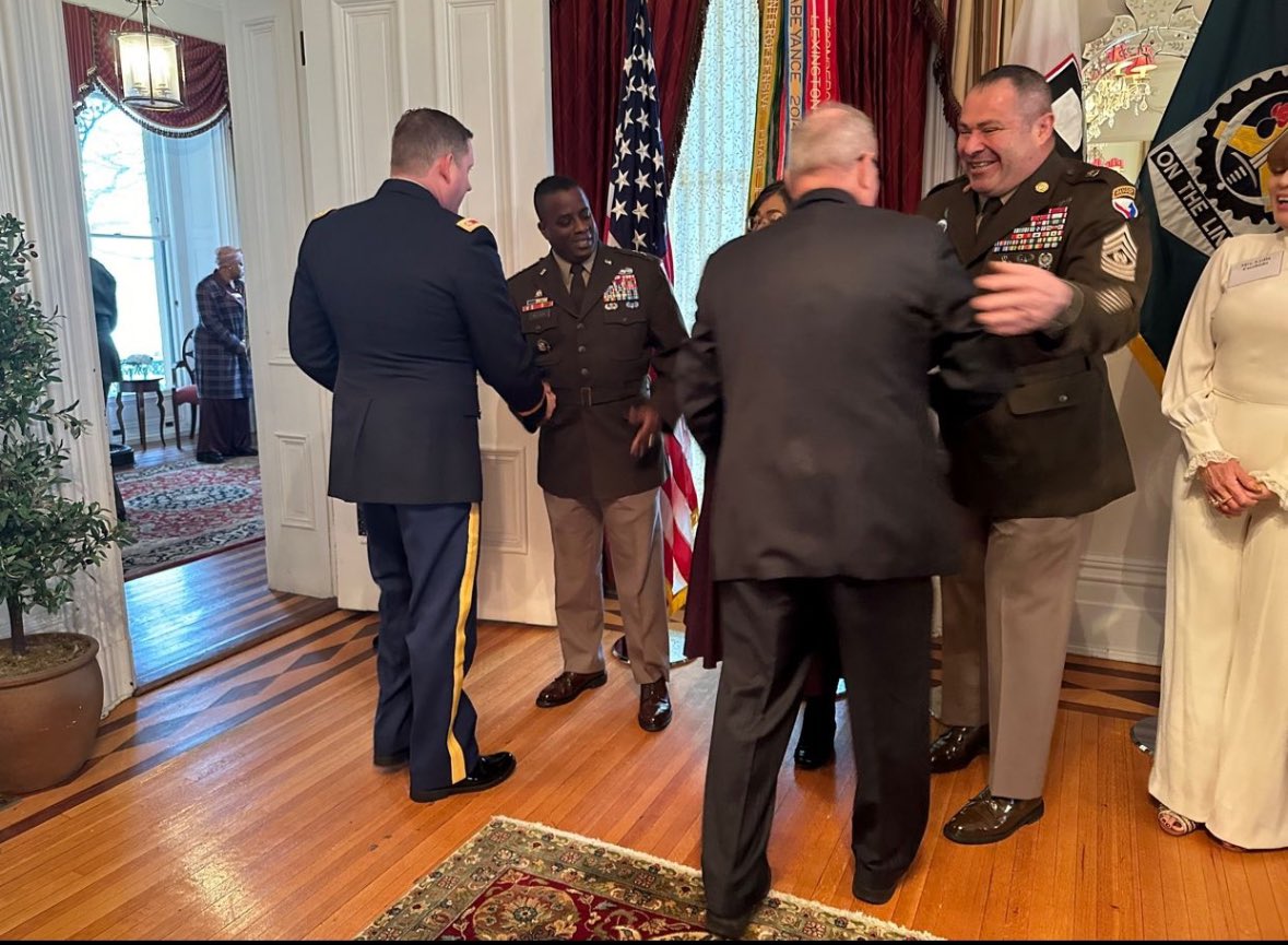 ASC_CG's tweet photo. New Year, New Beginnings! Let’s toast to fresh starts and exciting adventures ahead. Yesterday, we hosted our @Arsenal_Island and Quad Cities Community New Year Reception in historic Quarters 1 on the Arsenal. Wishing you all a year filled with joy and endless possibilities! https://t.co/M5kTMsu5jW