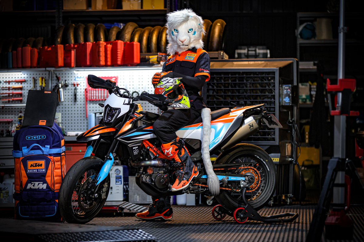 🍊KTM 690 SMCR🍊