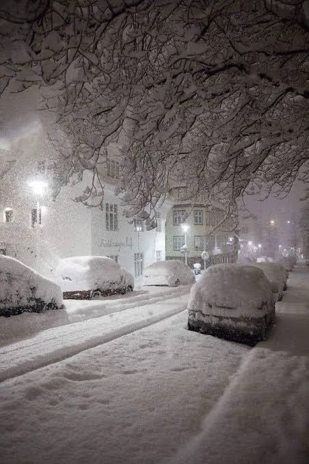 SalemSuresh100's tweet photo. Salem 🥶 #SalemSnow https://t.co/Za2skkqBpJ