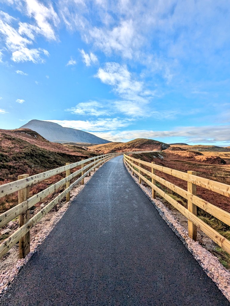 The Muckish Railway walk has been extended and a bigger car park has been added.  👏 @donegalcouncil