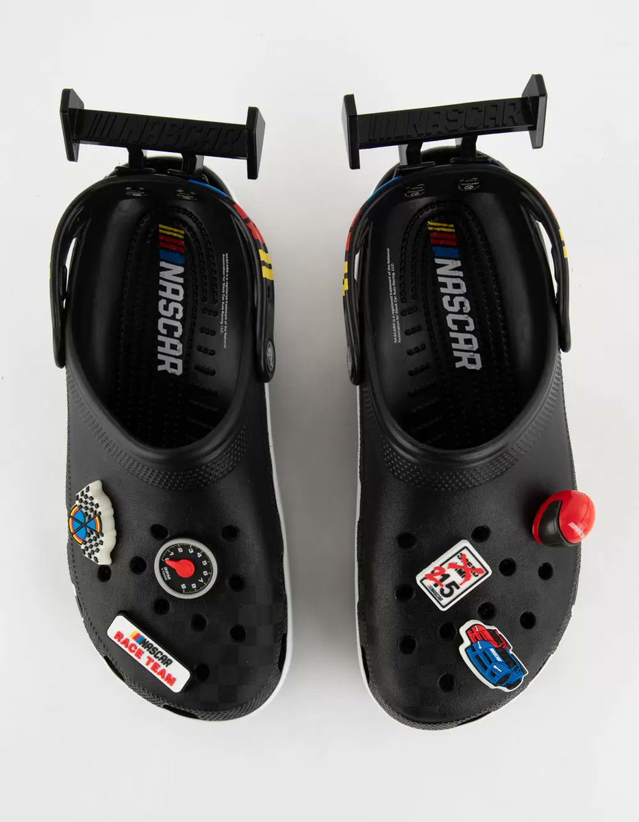 SOLELINKS's tweet photo. Ad: Dropped via Tillys
NASCAR x Crocs Classic Clogs
=> https://t.co/Gl552uyncH

h/t @Tylersneaks https://t.co/81Gc6taZZr