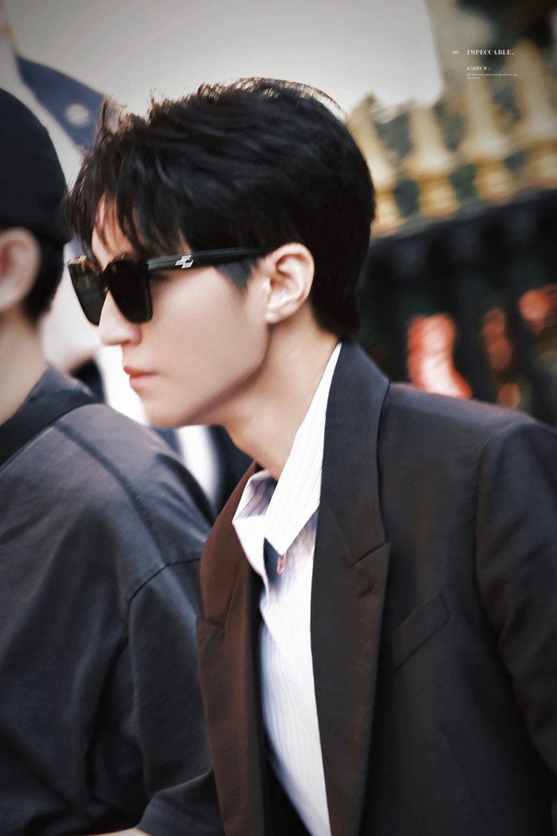 UniqueKarry's tweet photo. waiting...
#王俊凯 #王俊凱  #karry #karrywang #wjk #wangjunkai  #왕준카이 #왕준캐 #ワンジュンカイ #わんじゅんかい #왕준개  #VươngTuấnKhải #dior  #parisfashionweek https://t.co/3OwJEu9c3M