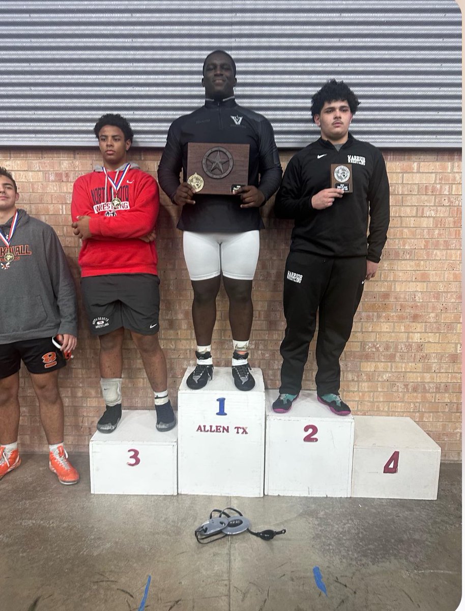 TheJacobHenry_'s tweet photo. After a grueling 2 day tournament at the prestigious Outlaw Classic Tournament, I am proud to say that I am the Outlaw Classic Heavyweight Champion!🏆🖖🏿I went 8-0 on the weekend finishing every match by pin, and solidifying being ranked #1 in the State. https://t.co/vRt47M1JXc