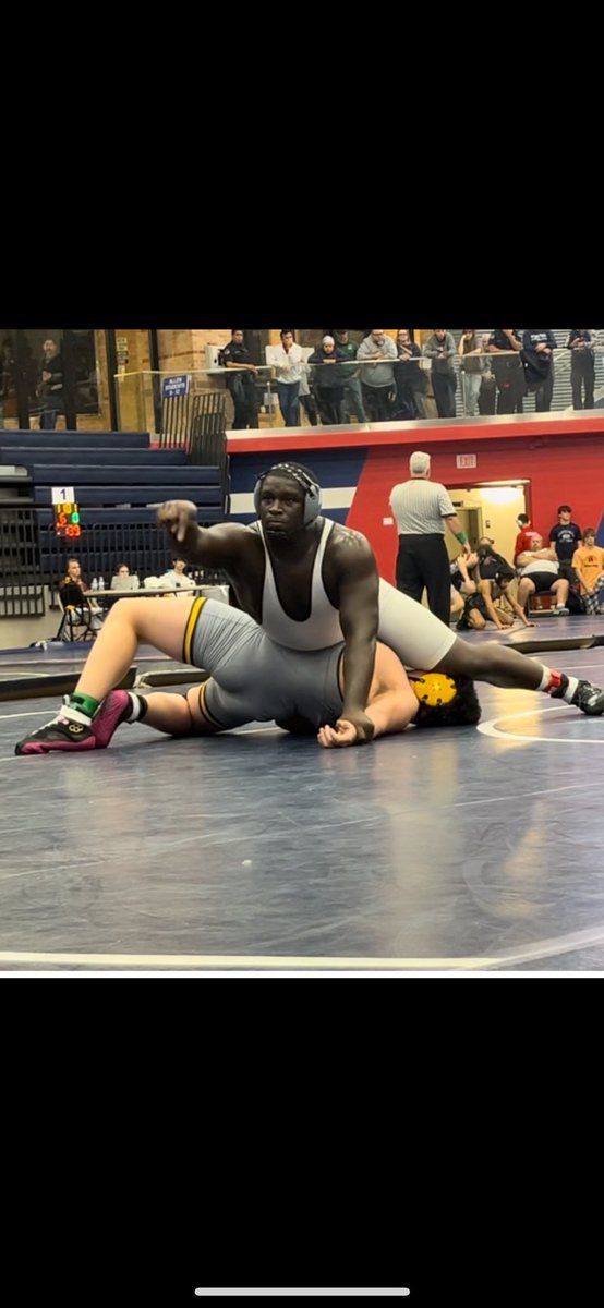 TheJacobHenry_'s tweet photo. After a grueling 2 day tournament at the prestigious Outlaw Classic Tournament, I am proud to say that I am the Outlaw Classic Heavyweight Champion!🏆🖖🏿I went 8-0 on the weekend finishing every match by pin, and solidifying being ranked #1 in the State. https://t.co/vRt47M1JXc