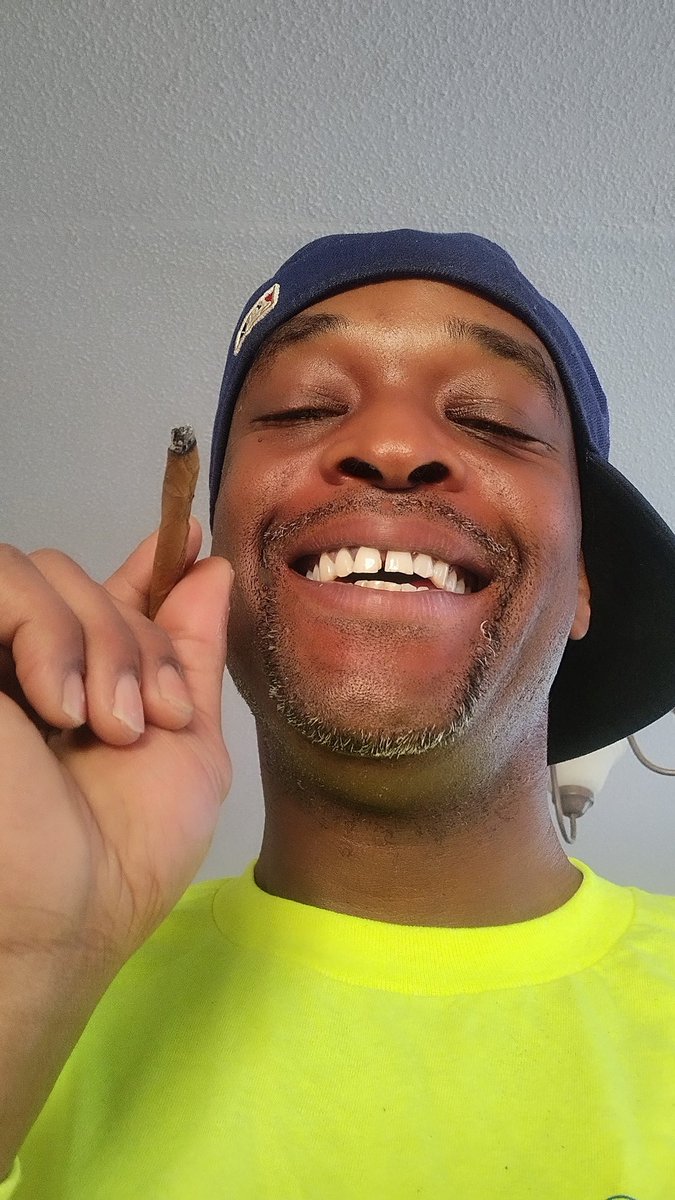"Afternoon Vibes 😁🔥💨💨💨🚀 it's sativa Sunday 😁🔥💨💨💨🚀 #Stonerfam #CannabisCommunity <a href="/_jena4n/">JenaSativa420 ✌️</a> <a href="/EmeraldZoo/">Emerald Zoo LLC</a> <a href="/Cogitatorium/">Cogitorium</a> <a href="/tripprrr/">Rick</a> <a href="/Bklynbby/">Beautiful Soul✌️</a> <a href="/Blazer_4_Life/">🌛_Michael_🌜</a> <a href="/TechNina2/">Nina Perez</a> <a href="/Cottongown/">Carolyn Monday</a> <a href="/Cali_Cal_00z/">Cali✴️Cal</a> <a href="/In1980Is/">IsEveryBodyIn1980💚💚💚</a> <a href="/island_herbz/">Island Herbz</a> <a href="/ImagineThis704/">Imagine This!</a> <a href="/Norstackk/">S. W. N.</a>