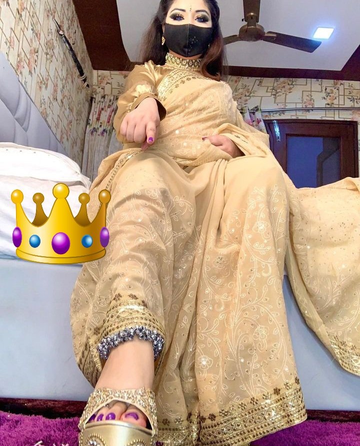 aelmlka's tweet photo. انزل وبوس رجلي علشان أرضا عنك يا وسخ ...ريتويت واعمل متابعة وفعل الجرس وتعلالي خاص https://t.co/dOZZ99EJ4W