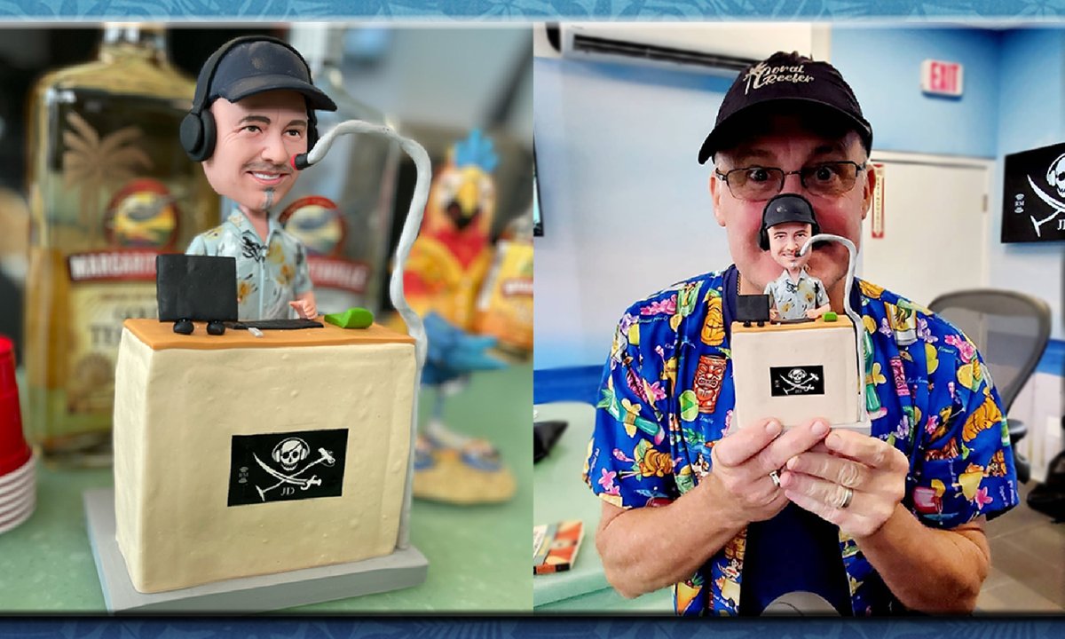 JDSpradlin's tweet photo. Happy (January 7th's) #NationalBobblehead Day!
@MVROrlando @PromenadeAtSW #SunsetWalkStudio
~ @JimmyBuffett ~
~~ #BubblesUp ~~
Cheers &amp; Fins Up!!!
~~~/)~~\o/~~(\~~
≈≈@RadioMville≈≈
@SiriusXM~#Ch24 https://t.co/Zf7wE444A2