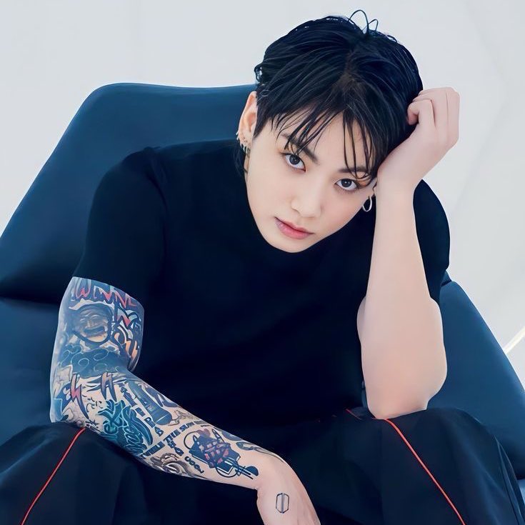 btschartsxdaily's tweet photo. 📊 #JUNGKOOK’s “3D” spent 100 days on Spotify Global Chart ! https://t.co/BJ7w8BrEhe