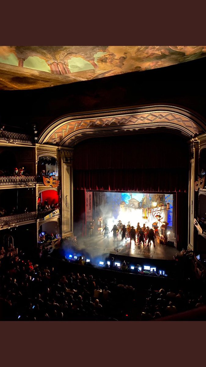juanjoserrano01's tweet photo. Teatro de las pasiones Teatro de los engaños Teatro de los amores Teatro de los gaditanos https://t.co/6YZFuLJyYN