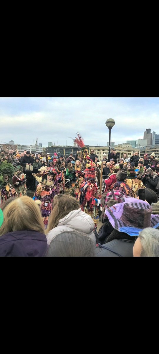 <a href="/No1MadamM/">MADAM M (The Queen of mean)</a> The Wassail for Twelfth Night on Bankside in London this afternoon brought many smiles 😃