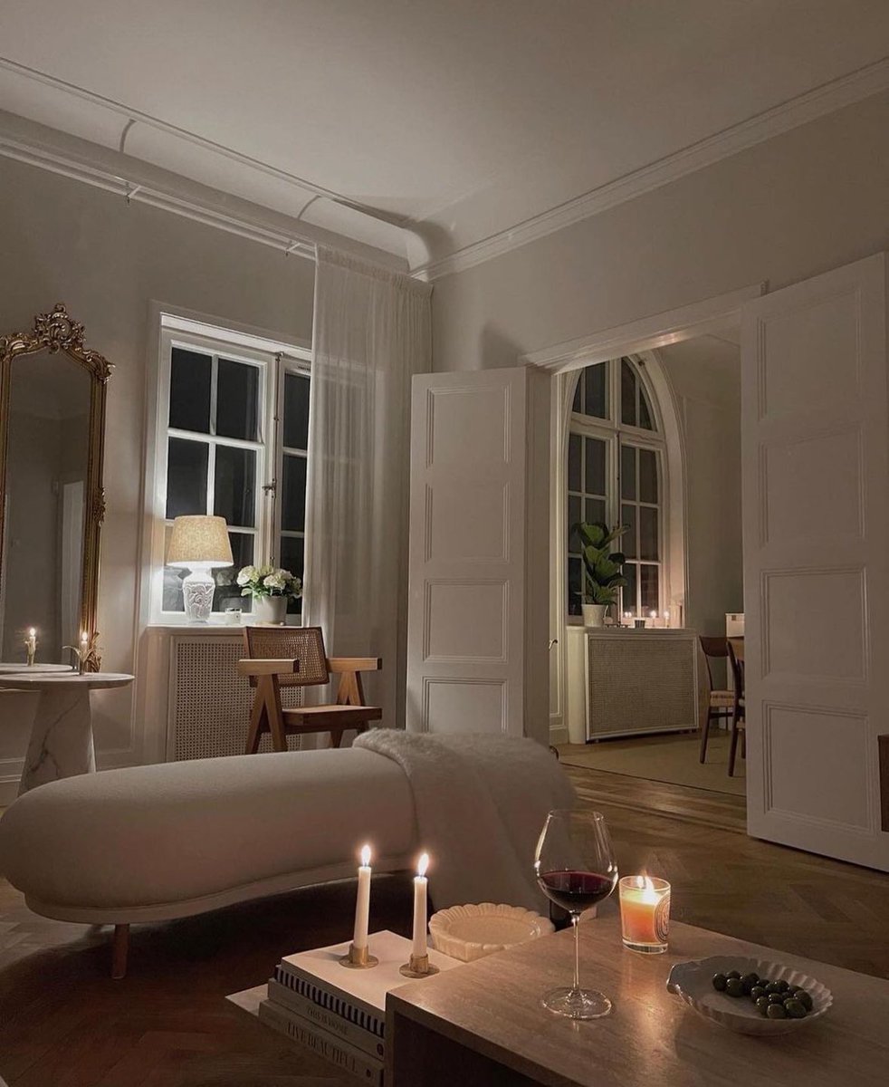 tmbIrpics's tweet photo. Sweet living room https://t.co/gmR33OO46L