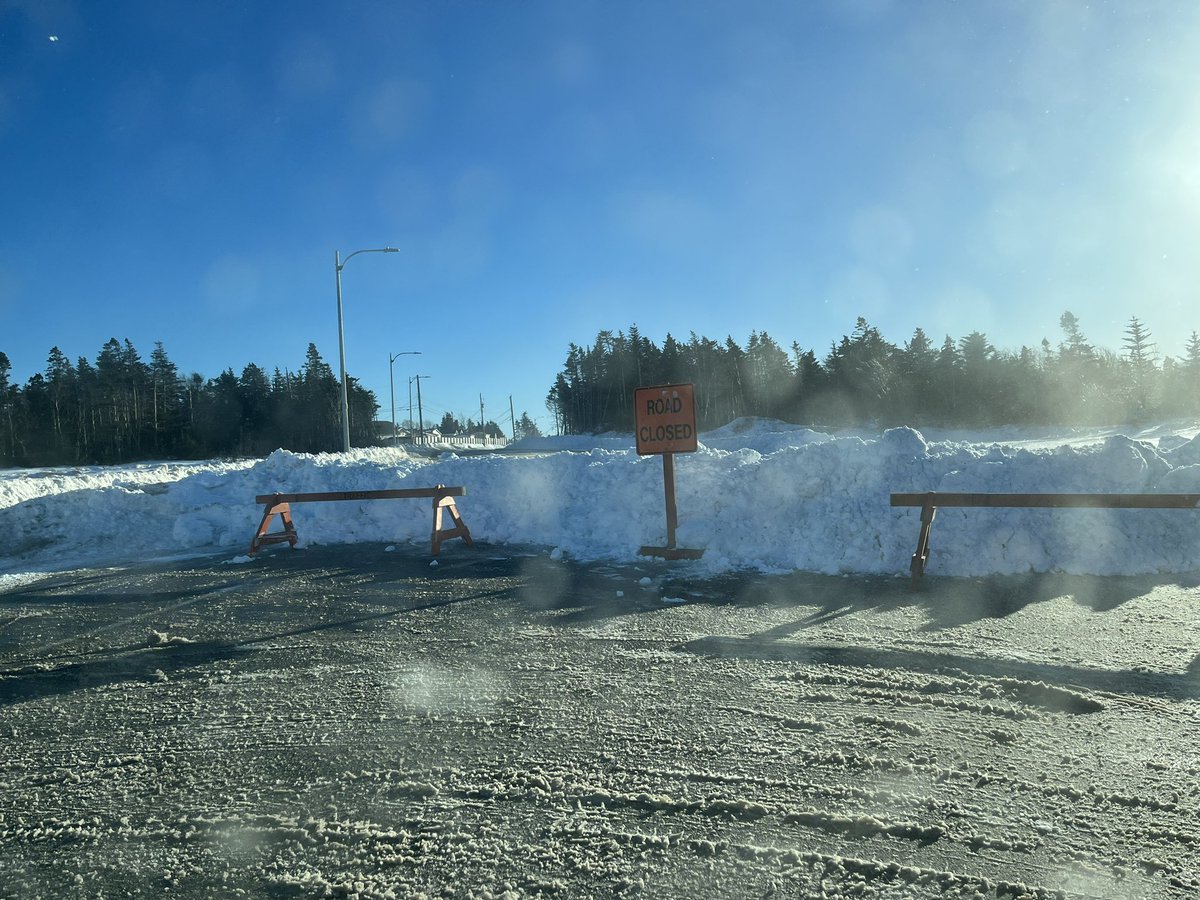 styles234's tweet photo. @EddieSheerr It’s actually fully closed off now by the city: https://t.co/275gGOhjid