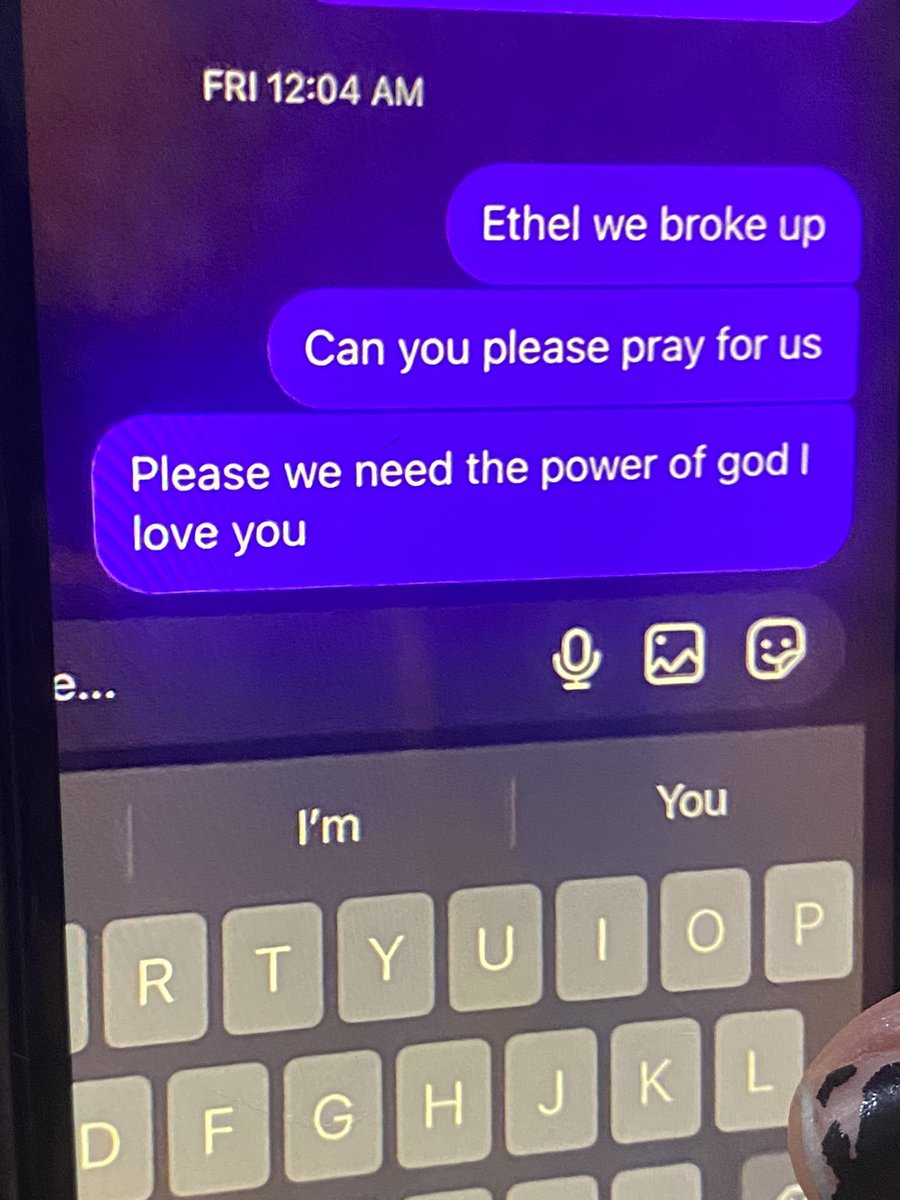 wenchposting's tweet image. when the lesbian breakup is so bad u have to dm ethel cain