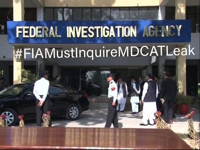 kainatqadeer77's tweet photo. #FIAMustInquireMDCATLeak 
#InternetShutDown https://t.co/I5SWe5kafs