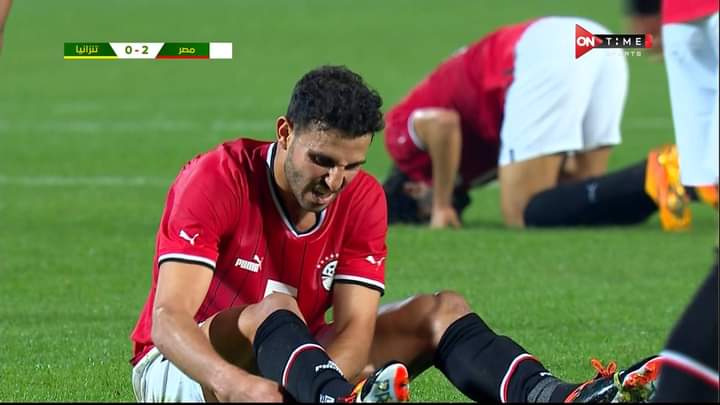 ahlysportnews's tweet photo. قبل السفر لـ خوض بطولة كأس الأمم الإفريقية 🔴

منتخب مصر يفوز على تنزانيا بهدفين دون رد عن طريق "تريزيجيه وصلاح" في أخر الاستعدادات 🇪🇬❤ https://t.co/8O9DiecpTV