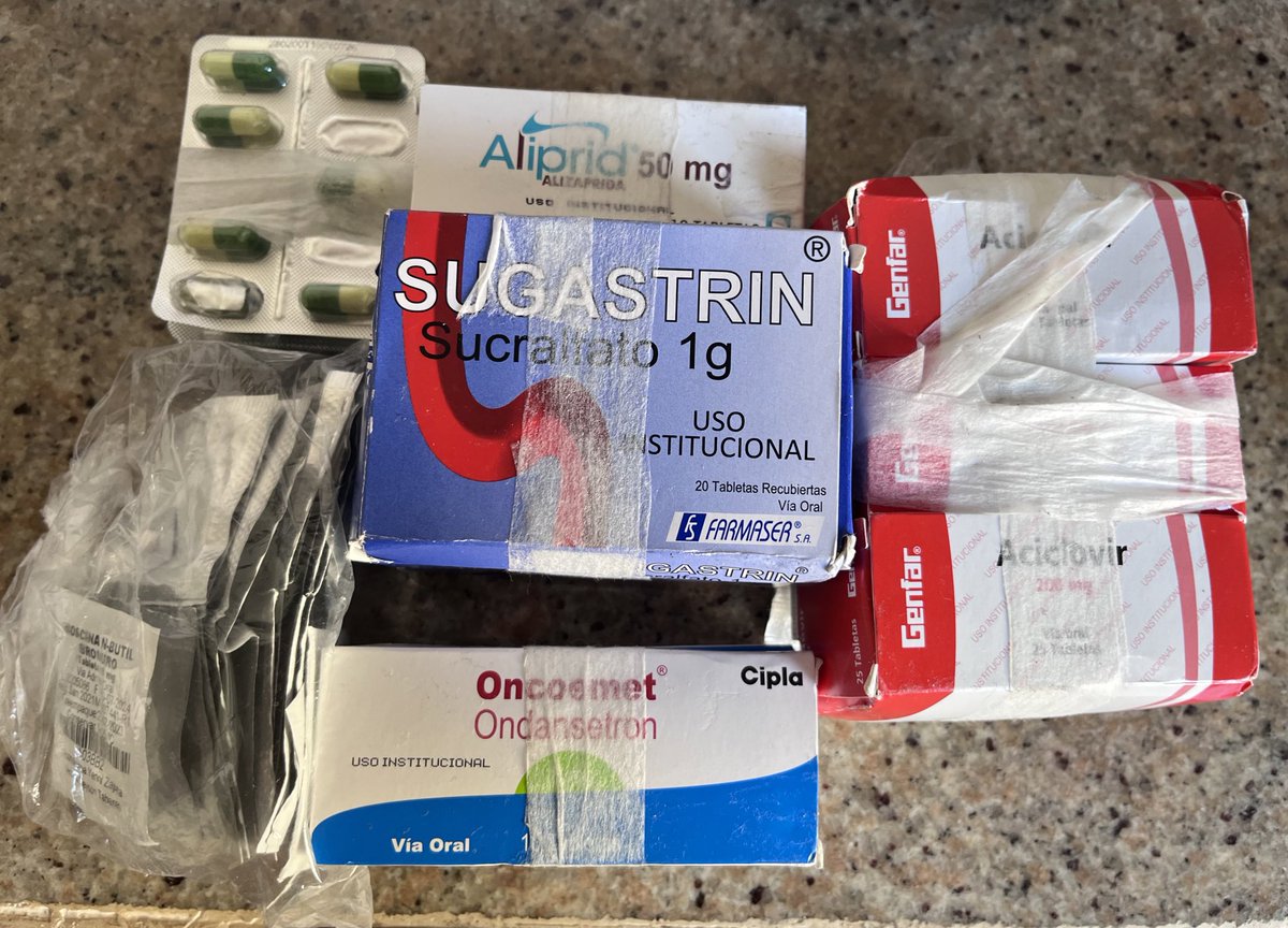 skartista's tweet image. Por aquí muchas veces conseguí medicamentos y quimio para mi amiga cuando lo necesitó. Ahora que ella no está me gustaría hacérselos llegar a quien los necesite.

Favor RT 🙏
Valencia-Carabobo