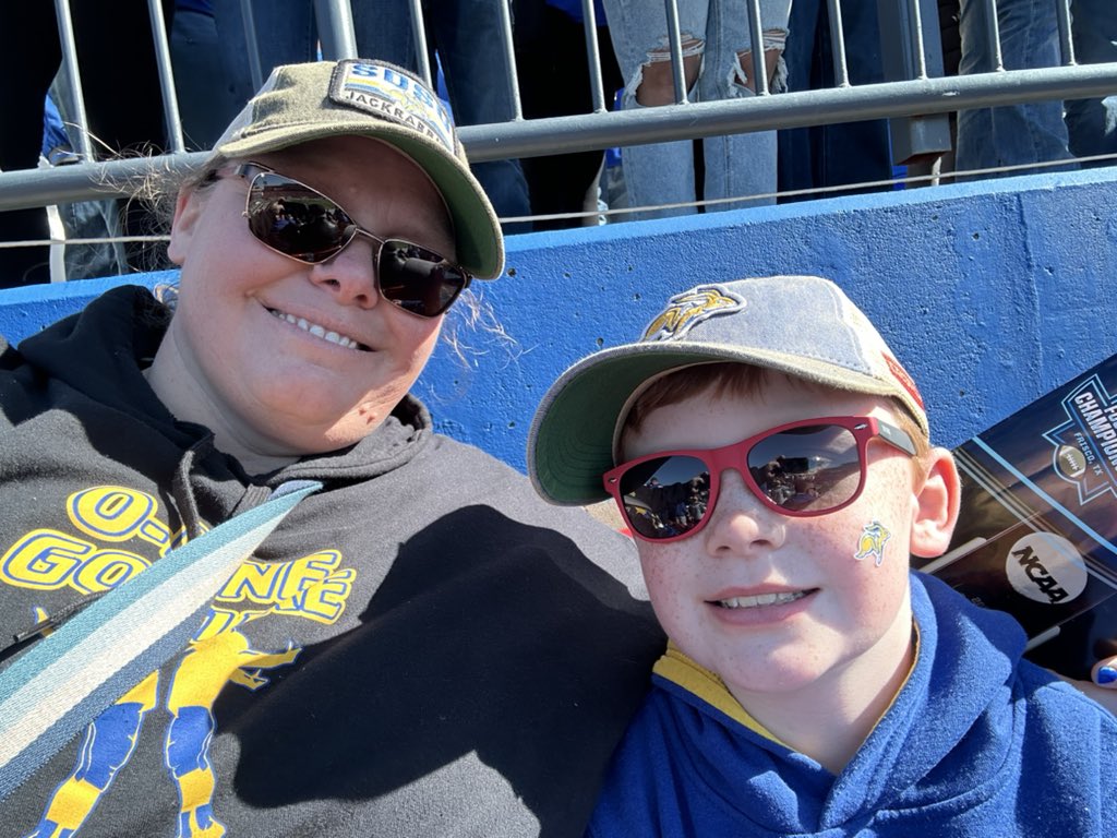 YostPenrod's tweet photo. #fcschampionship https://t.co/J2e6WQc586