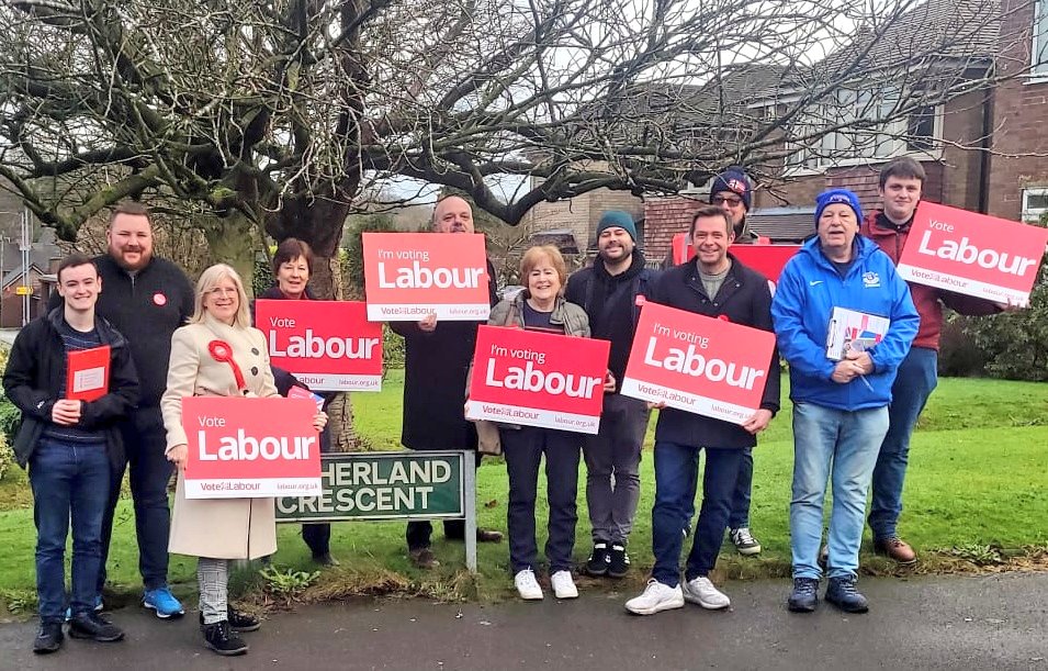 🌹 STOKE-ON-TRENT SOUTH &amp; THE VILLAGES🌹

✅ Today I joined <a href="/AllisonCGardner/">Dr Allison Gardner MP</a>, Labour's fantastic candidate for Stoke-on-Trent South &amp; the Villages, in Blythe Bridge.

✅ Fab conversations listening to what matters most to residents. Great seeing our <a href="/MoorlandsLabour/">Moorlands Labour</a> friends too.