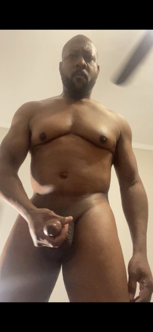 Busting a nut ..DM for the video OR subscribe to my onlyfans  https://t.co/oXG6Sm6xaK https://t.co/u