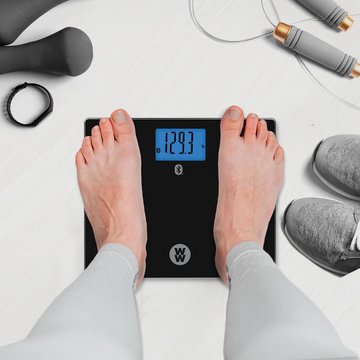 CrowableSS's tweet photo. Coming soon @Walmart ! 
Track your progress and save space with the New WW® Bluetooth Ultra-Compact Body Analysis Scale by Conair. https://t.co/GSNl9maiV8