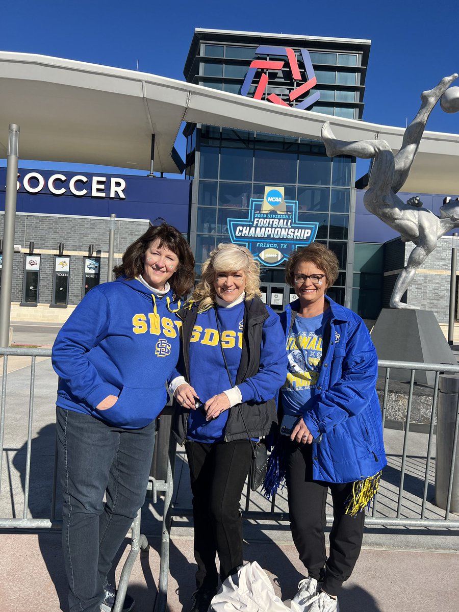 Ears up! Let’s go Rabbits! #FCSChampionship