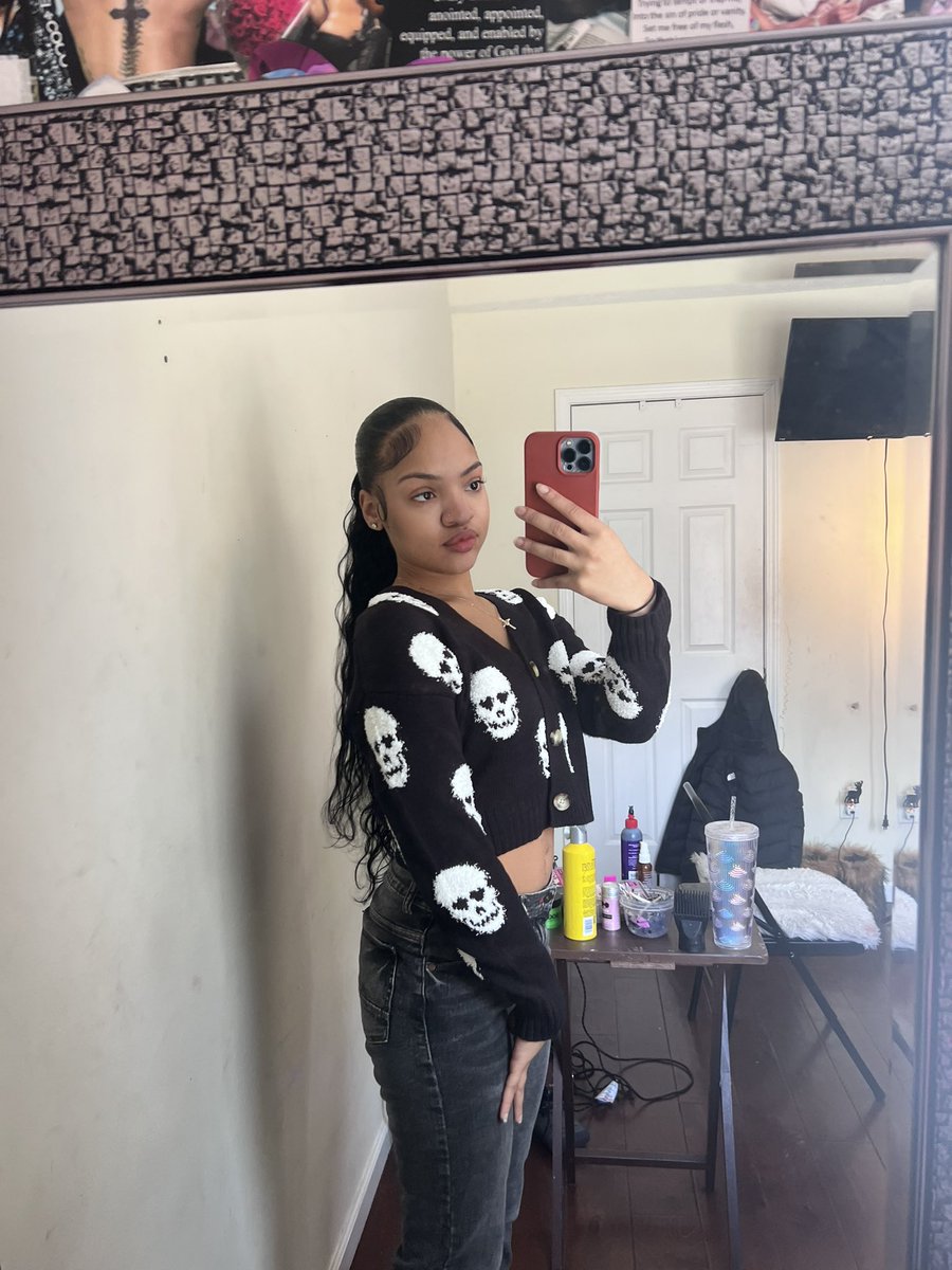 neicy2playa's tweet photo. Know I gotta show yall my hair tho😍 https://t.co/BumxAjZ62f