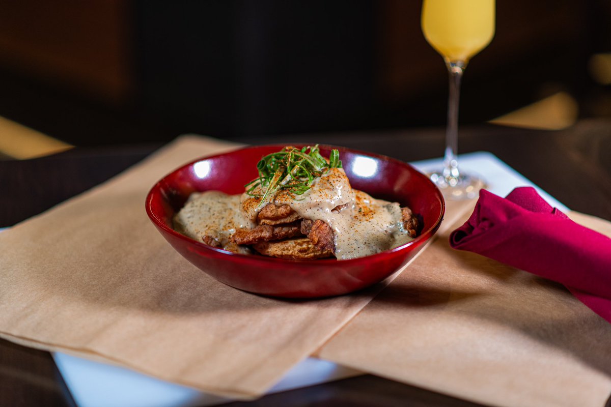 ‼️Game Day and Brunch‼️
.
Our winning combination for game day and brunch includes a delectable dish of herb buttermilk biscuits topped with peppered country gravy and a crispy chicken thigh. Additionally, you can choose our Andouille Sausage Chicken patty..