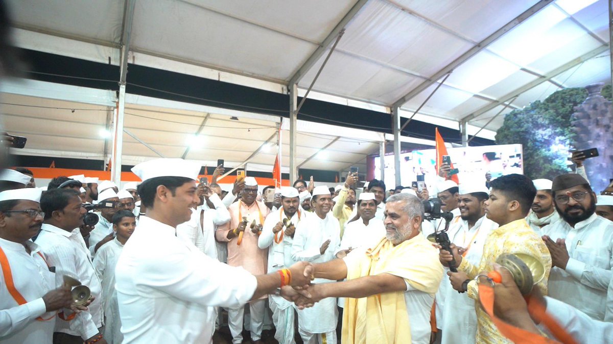 आज केवळ कीर्तनाचाच नव्हे, तर सर्व माऊलींसोबत टाळ वाजवत भजनाच्या तालावर फुगडी खेळून कीर्तन उत्सवाचा आनंद ही घेतला आणि  दिवसभराचा शीण संपून उत्साहाचा अनुभव आला. टाळ, मृदंगाचा नाद आणि त्याला भजनाची जोड याहून अधिक समाधान देणार काय असू शकते, अशी अनुभूती आज आली. यानंतर अखंड हरिनाम