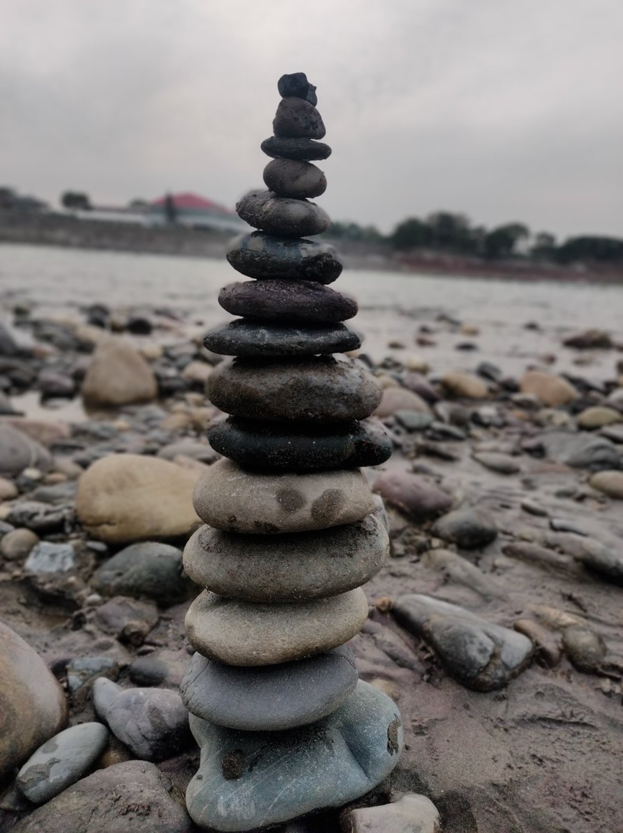 Stones balanced, soul ignited⛰️
#cairnmagic #mountainvibes
