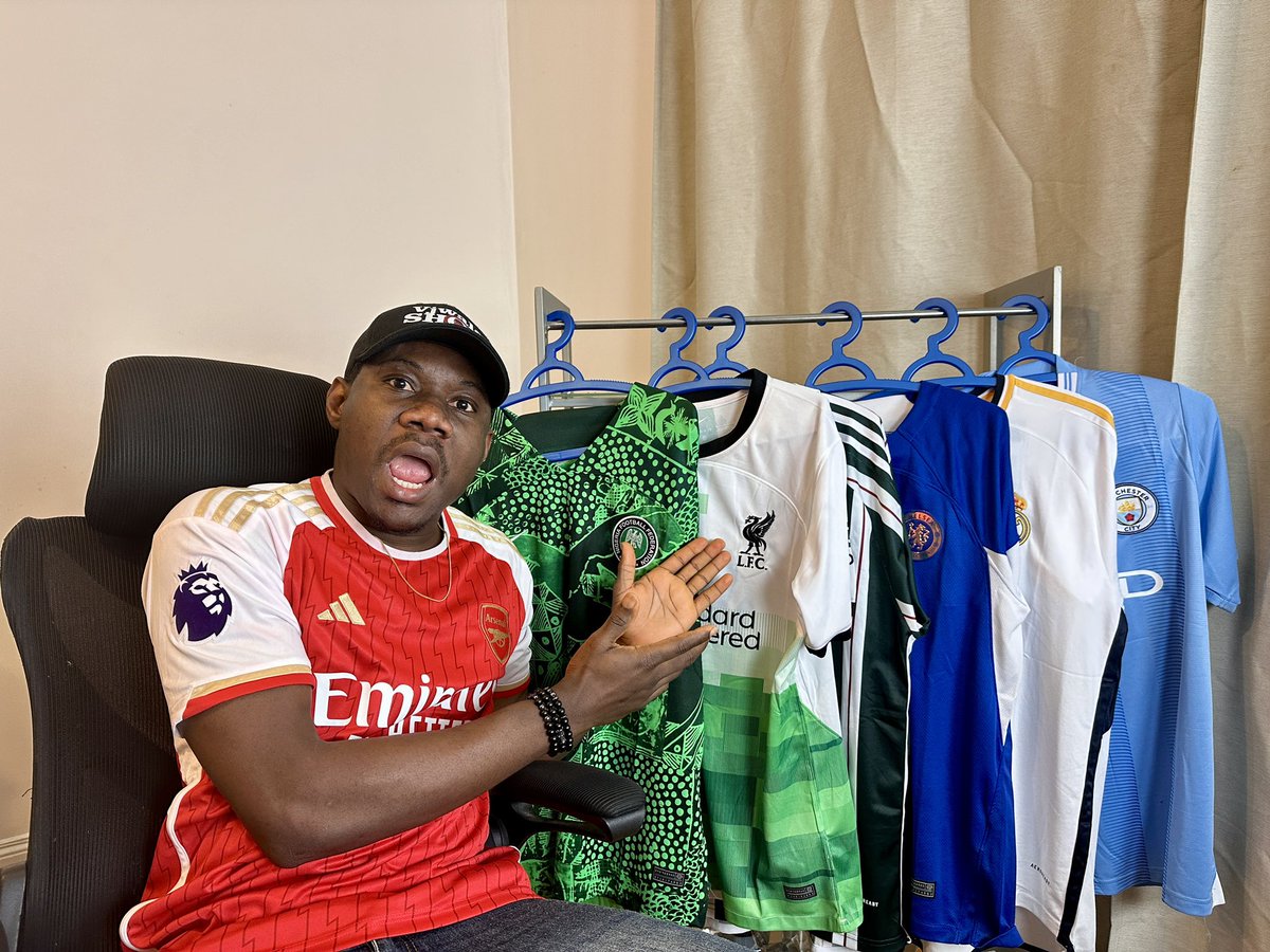 VjWale's tweet photo. Arsenal 0-2 Liverpool at the Emirates Stadium 

E don cast 😭

#ARSLIV #FACup https://t.co/bwp4ga34im