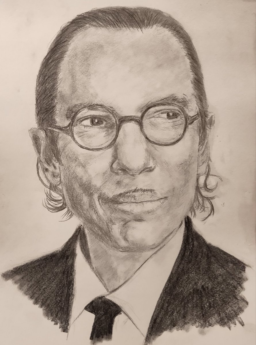 Ron Mael in pencil
#ronmael #sparksfanart #ronpunzel