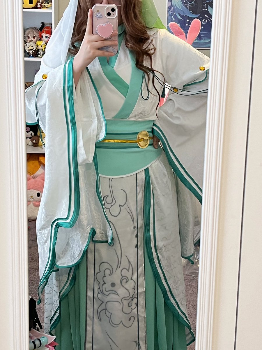 ShayleeSwanson's tweet photo. “Just good can’t be pretty. And man or women, I know I’m drop dead gorgeous.” -🍃

Shi Qingxuan (Windmaster) cosplay debut for the con!! I’m so proud of how she turned out 🥺 I’ve been working on it for months and it’s EXACTLY what I pictured! ✨☁️

@Anime_Zap_Con #animezapcon https://t.co/oOrLg9YwQP