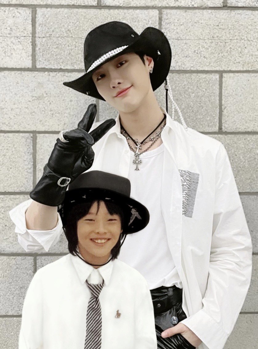 _923003293's tweet image. 스사 만들면서 붙여놨던 아기 조똥이랑 조승연
구여웡 - ̫-