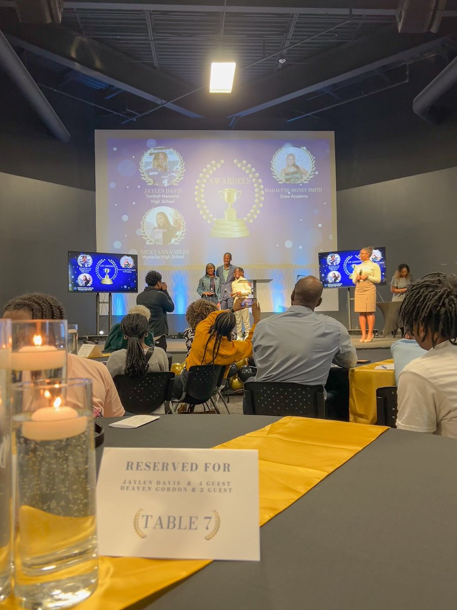 NaeTheRealtor's tweet photo. Out of all the achievements that have made me proud, this one stands out the most. He was extremely anxious about his academics when he started high school, but now he has earned the 2024 Epic Student Scholar of the Year award at church.🥹❤️ #studentathlete #tisd #fallbrookchurch https://t.co/YocLDMFhht