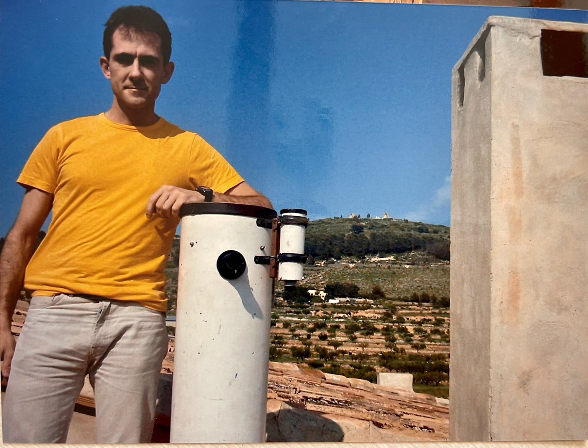 Luces_X's tweet photo. Hace más de 20 años, en una lejana terraza….
#Astronomía #CieloProfundo #Galaxias #Universo #Naturaleza #AstronomíaVisual
#VisualAstronomy
#Visualobserver #AstroDibujo #Telescopios https://t.co/AAzVTjH9w0