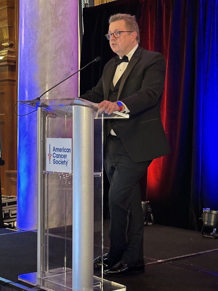 Bill Dahut, MD (@billdahutmd) on Twitter photo What a tremendous night honoring our transformational awardee. Great seeing old friends @NCIGopal @NCIChanock <a href="/OtisBrawley/">Otis Brawley</a> <a href="/TheCancerLetter/">The Cancer Letter</a> <a href="/drbrucejohnson/">Dr. Bruce Johnson</a> <a href="/JenniferGrandis/">Jennifer Rubin Grandis</a> <a href="/StevenPavletic/">Steven Pavletic M.D., Ph.D.</a> @WilliamFigg1 and so many others! What a tremendous night honoring our transformational awardee. Great seeing old friends @NCIGopal @NCIChanock <a href="/OtisBrawley/">Otis Brawley</a> <a href="/TheCancerLetter/">The Cancer Letter</a> <a href="/drbrucejohnson/">Dr. Bruce Johnson</a> <a href="/JenniferGrandis/">Jennifer Rubin Grandis</a> <a href="/StevenPavletic/">Steven Pavletic M.D., Ph.D.</a> @WilliamFigg1 and so many others!