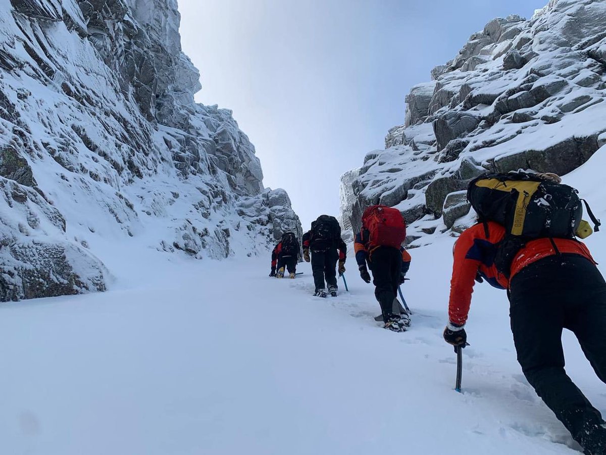AberdeenMRT's tweet image. Following a callout to assist Police Scotland earlier in the week, the Team were back out training in the Lochnagar area this weekend.

Remember to check the weather and avalanche forecasts and plan your day accordingly. #ThinkWINTER #volunteers #training #smr #beprepared