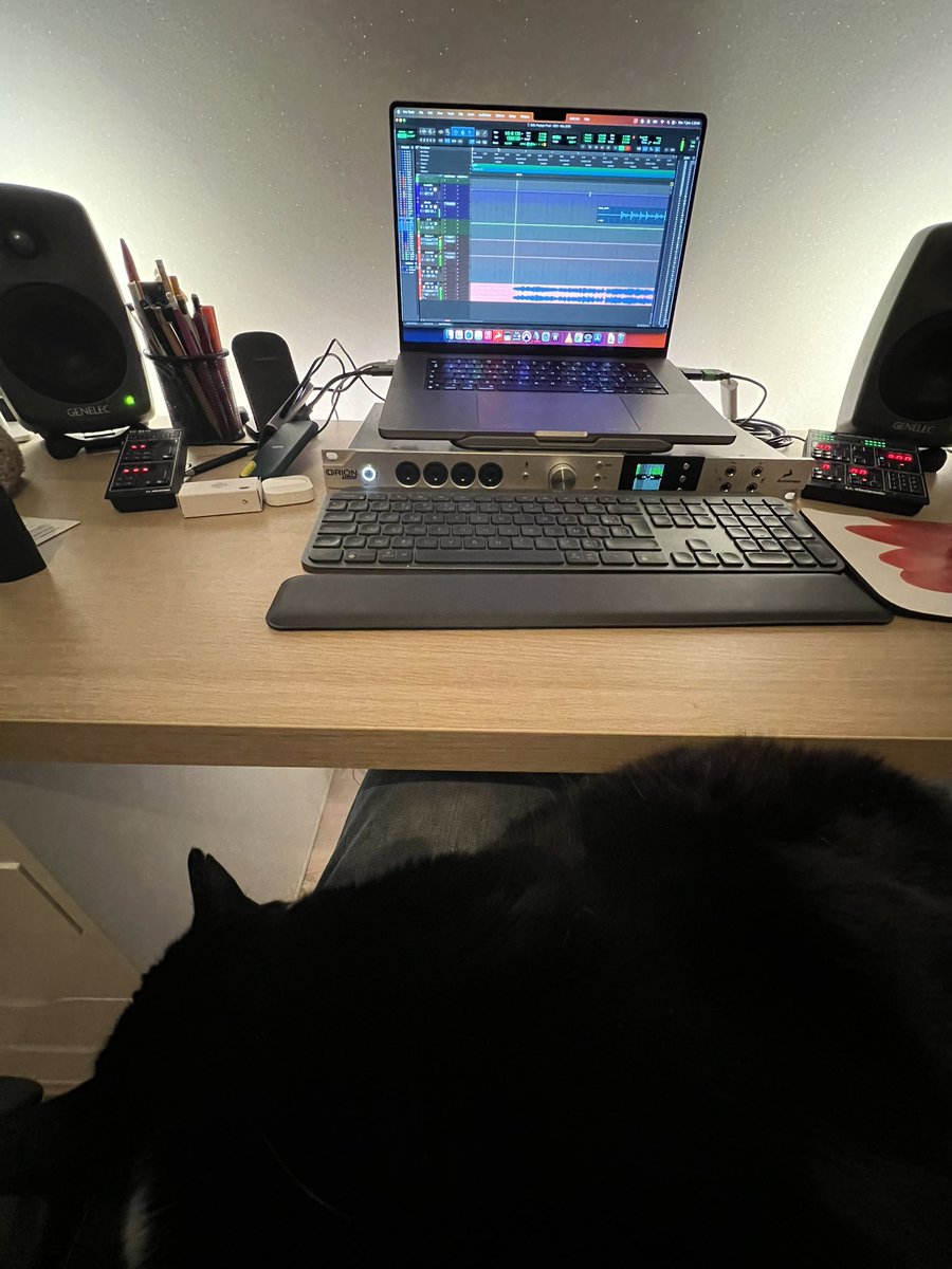 jb_fichet's tweet photo. Print en cours des sessions avec @PapayeProd, toujours en bonne compagnie. https://t.co/OsCrsaNgja