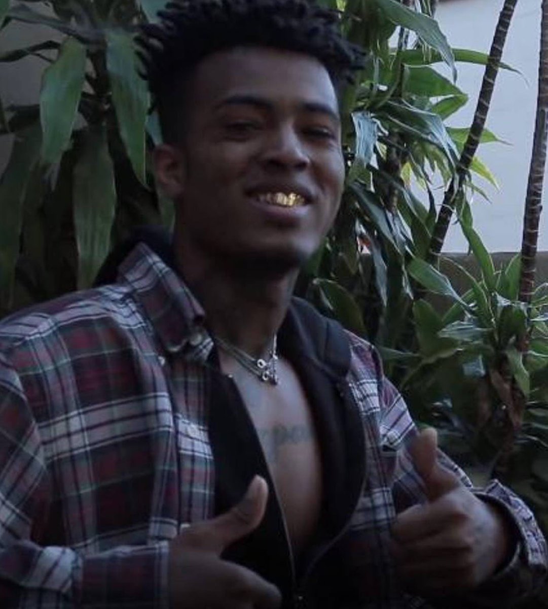 davedomino2006's tweet image. #dashcore in music, a thread

this is music that i feel like aesthetically represent me. 

inspired by @106andstevie 

i will keep adding more songs over time