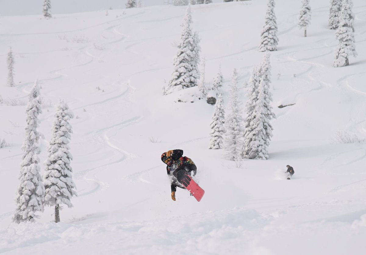 SchweitzerID's tweet image. #PowderDay for the opening of the Lakeview Triple ❄️❄️❄️ #schweitzerlife